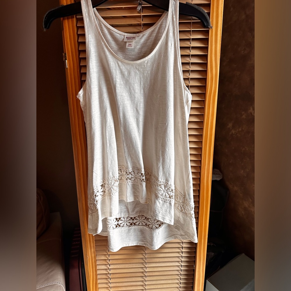 Mossimo Supply Co. Cream Crochet-Trim Tank